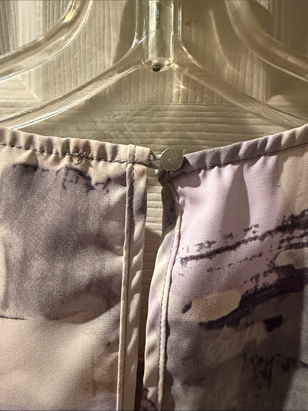 Sleeveless Abstract Print Ruffle-Shoulder Camisole in Cream, Gray & Lavender - Picture 7 of 7